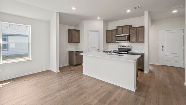 201 Seratoga St unit 36201409, Corsicana, TX 75110 - photo 7