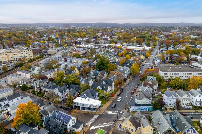 Porter Square has its own shopping and dining at residents' finger tips, but it is also coveniently located beside within Somerville and beside Cambridge.