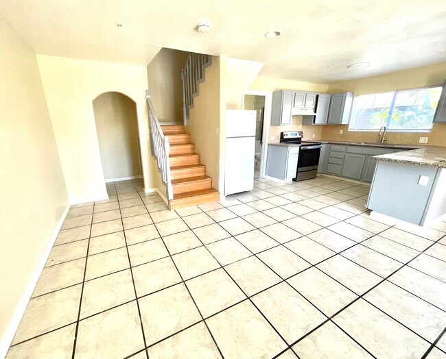 Kitchen & living room