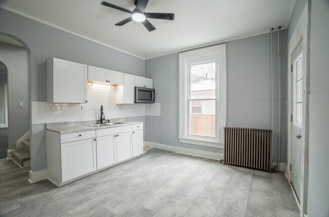 618 Miami St, Piqua, OH 45356 - photo 2