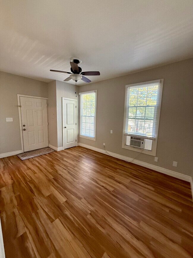 517 13th St unit C, Sacramento, CA 95814 - photo 4