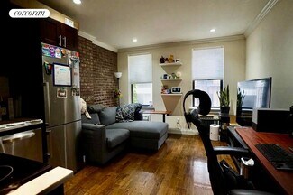 254 W 15th St, New York, NY 10011