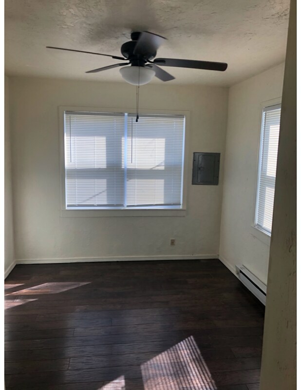 110 S 9th St, Chickasha, OK 73018 - photo 5