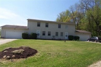 888 E Caston Rd, Uniontown, OH 44685