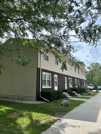 1616 Holland Ave, Port Huron, MI 48060