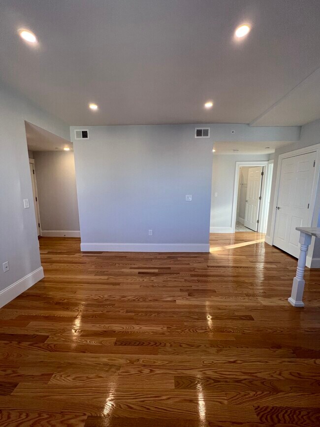 73 Winchester St unit 1, Medford, MA 02155 - photo 7