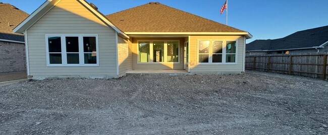 139 Annette Dr, Castroville, TX 78253 - photo 5