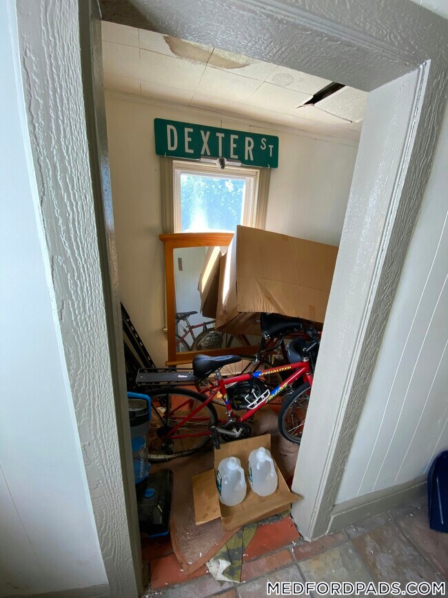 569 Main St unit 1, Medford, MA 02155 - photo 2