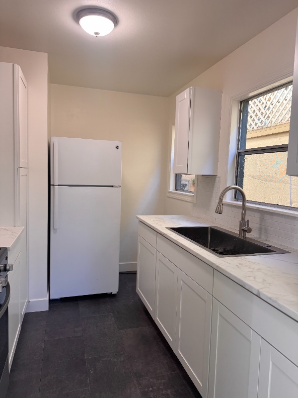 210 S E St, Santa Rosa, CA 95404 - photo 2