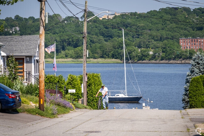 Walk or cycle along Brayton Point’s waterfront for peaceful views of Mount Hope Bay.