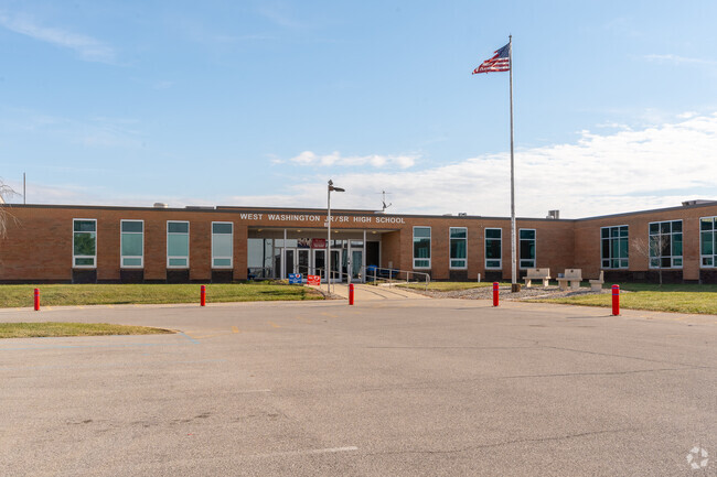 Students at West Washington Elementary School rank above average on test scores.
