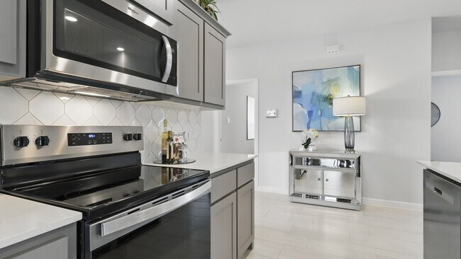 9705 McClane Farm Dr, Crowley, TX 76036 - photo 5