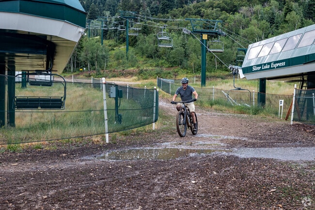 Trails in Deer Valley provide hiking and biking for all seasons.