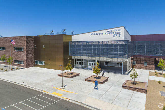 Janet Kahn School of Integrated Arts