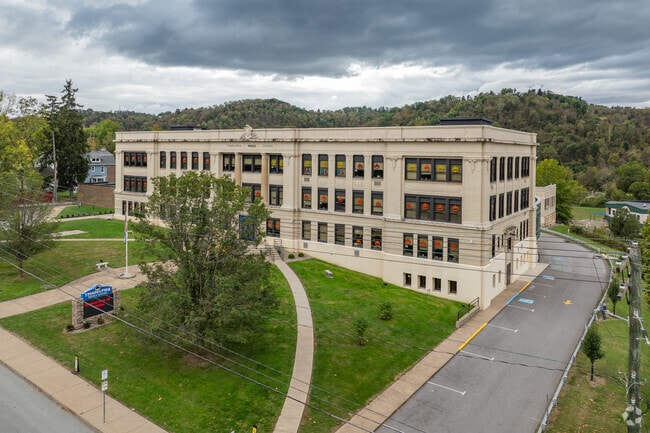 The student-teacher ratio at Triadelphia Middle School is 13 to 1.