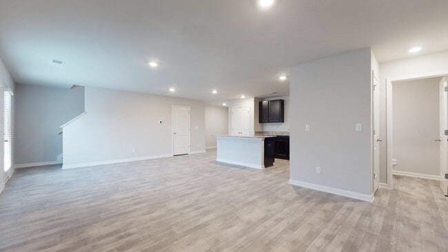 137 Weldon Rd, McDonough, GA 30253 - photo 5