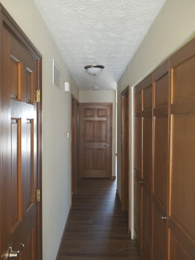 1217 Woodbridge St, Collinsville, IL 62234 - photo 3