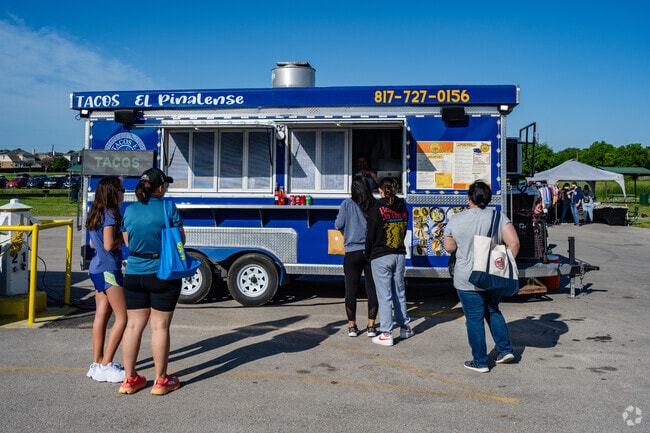 Tacos El Pinalense will satisfy that taco craving at Saginaw Farmer's Market.