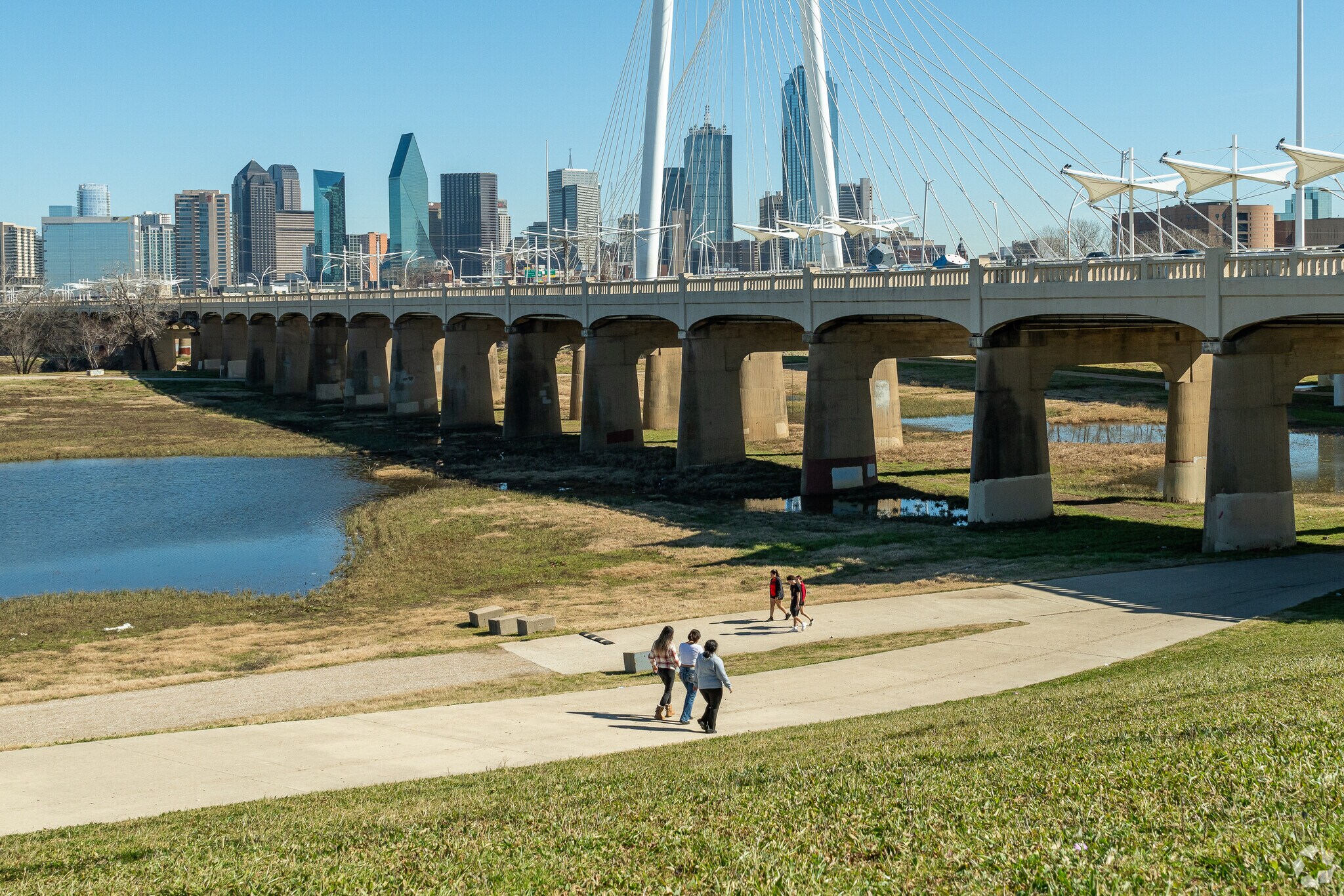 Bishop Arts District residents have easy access to the walking trails at Trammel Crow Park.