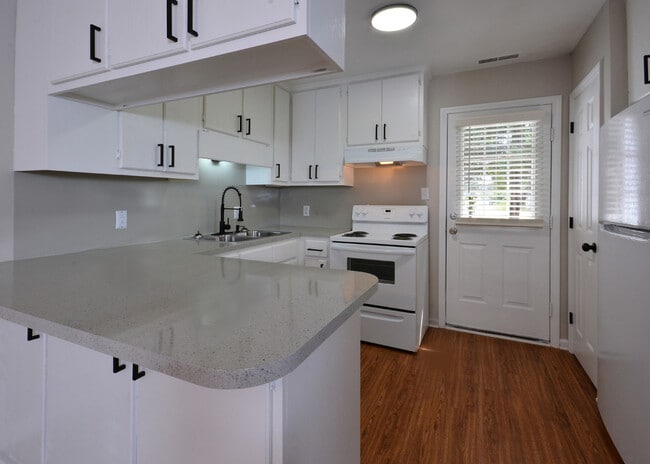 Edgewood Apartments in Burner, NC