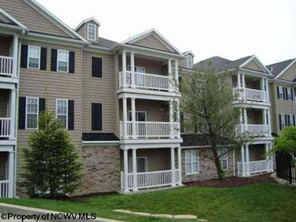 2536 Suncrest Village Unit 1, Morgantown, WV 26505