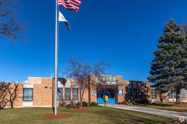IDEAL School is an ideal place to send your younger kids.