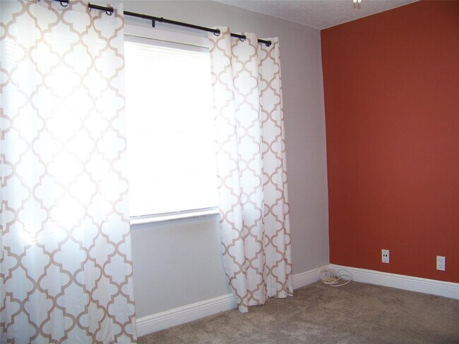 3218 NW 102nd Terrace unit 202 B, Coral Springs, FL 33065 - photo 3