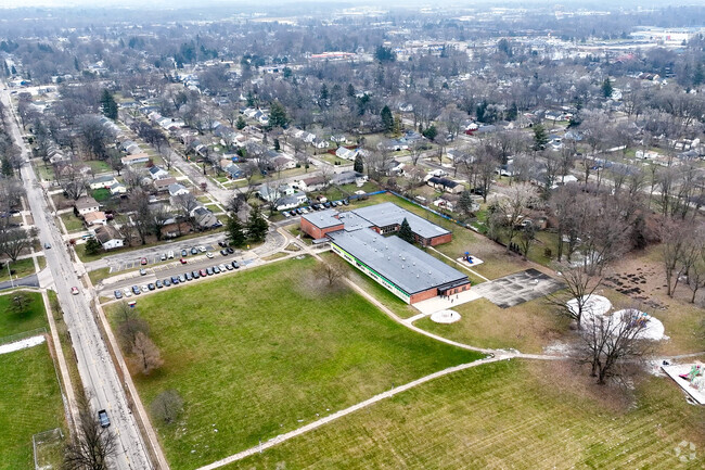 Aerial view of Cavanaugh Elementary School.