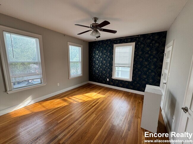 13 Pleasant St unit 8, Cambridge, MA 02139 - photo 7