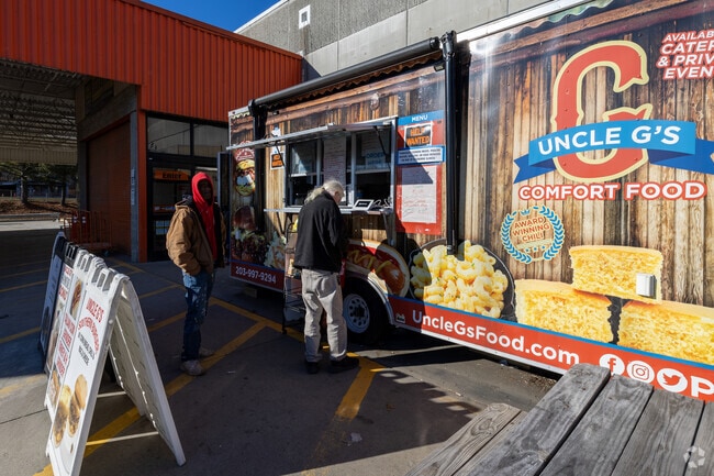 Uncle G's Comfort Food offers Reservoir-Whiskey Hill residents delicious homemade meals.