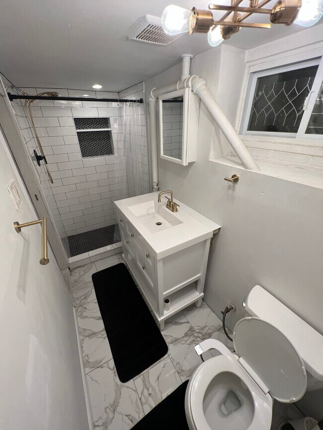 1310 I St NE unit English Basement, Washington, DC 20002 - photo 7