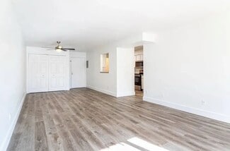 1132 Morraine View Dr Unit 104, Madison, WI 53719