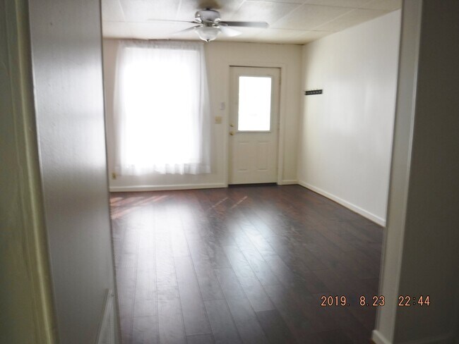 116 S G St unit C, Marion, IN 46952 - photo 4