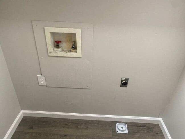 919 Rushmeade Rd unit L, Jackson, TN 38305 - photo 7