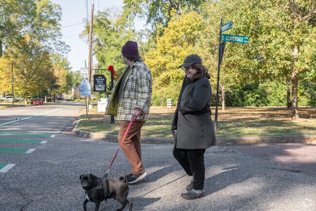 Old Cloverdale is a vibrant neighborhood that warmly welcomes dogs and their owners.
