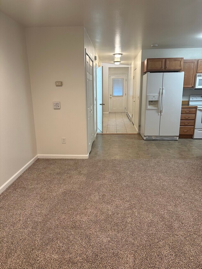 3887 Blessing Ave, North Pole, AK 99705 - photo 4