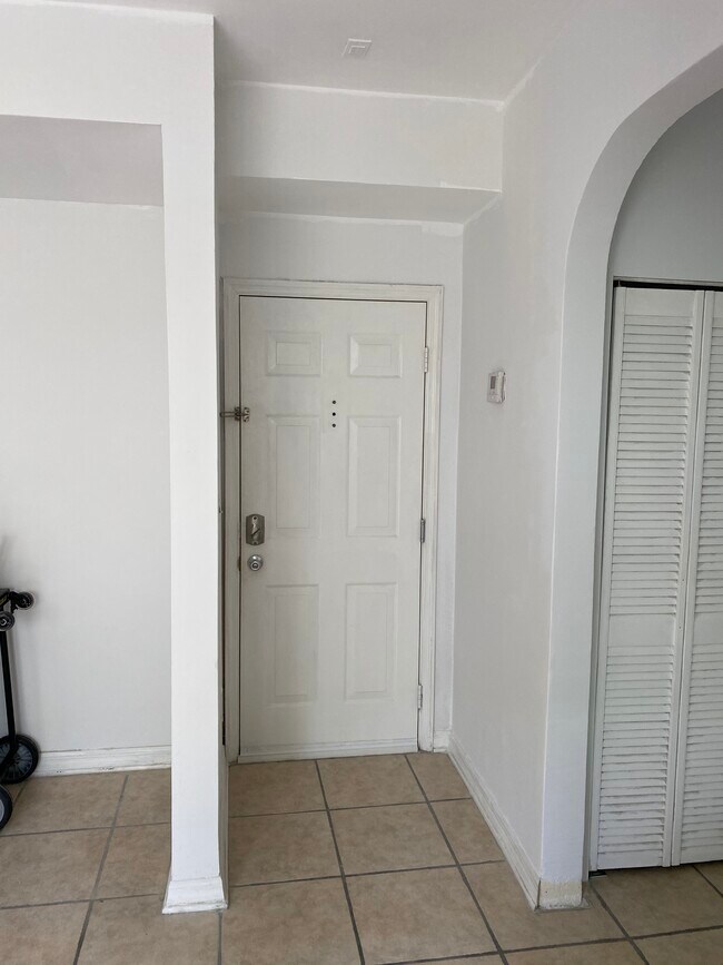 359 Meridian Ave unit A210, Miami Beach, FL 33139 - photo 7