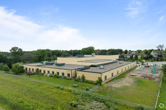 Aspen Academy has a 20:1 student-teacher ratio.