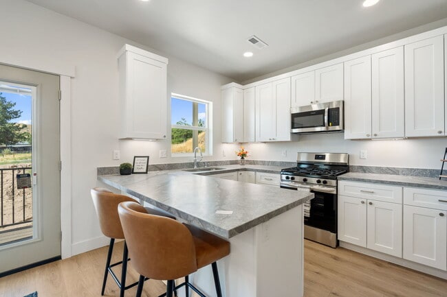 Jasper Loop, Pocatello, ID 83204 - photo 7