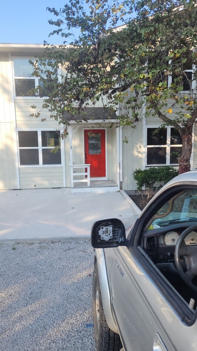 43 Blue Water Dr unit 2, Eureka Springs, AR 72631 - photo 2