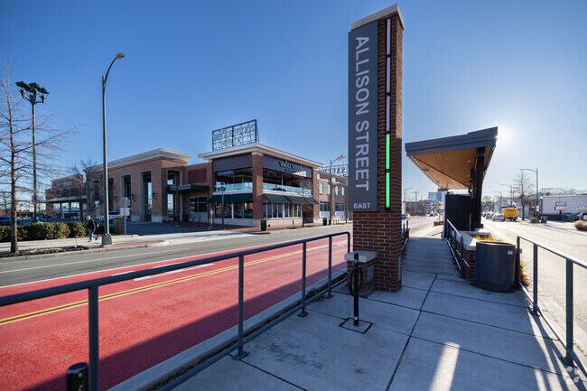 Bus stops around the city take Virginia Union residents to further shopping options.