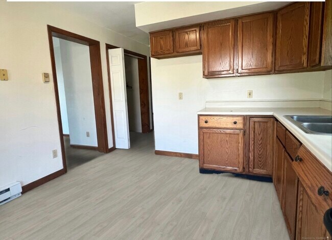 11 Loughran Dr unit 11 Loughran, Corinth, NY 12822 - photo 6