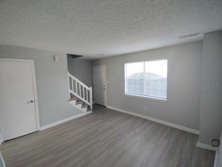 16 Duiguid Dr Unit 33 Fonda, Lynchburg, VA 24502