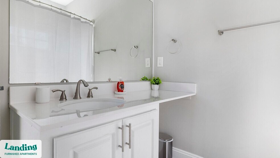 100 Crossing Blvd unit 1312.1411985, McDonough, GA 30253 - photo 1