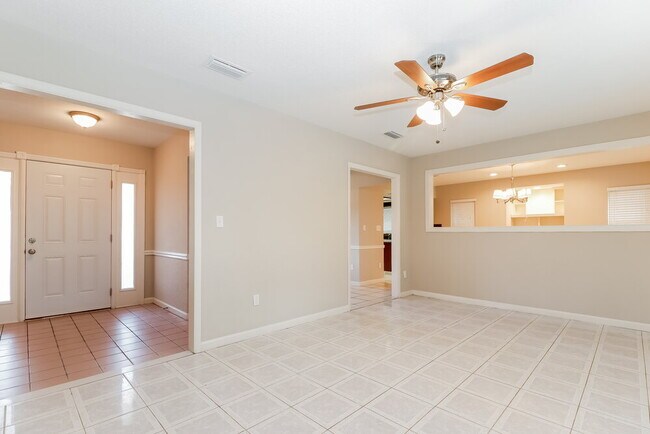 15640 Little Ranch Rd, Spring Hill, FL 34610 - photo 2