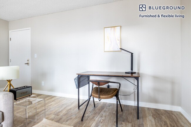 615 S Catalina Ave unit FL2-ID439, Redondo Beach, CA 90277 - photo 5