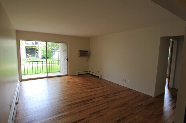 Campbell Manor, Royal Oak, MI 48067 - photo 4