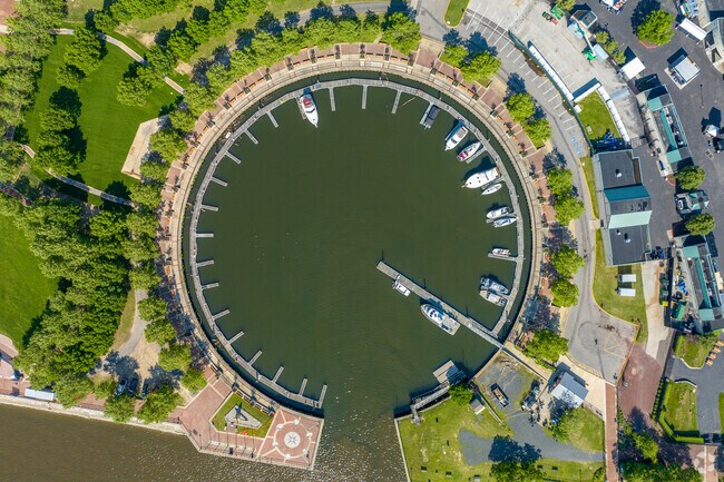 Walk around the Wiggins Marina in Downtown Camden to stretch your legs on a nice afternoon.