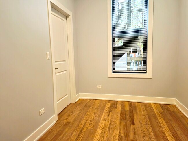 1415 W Erie St unit 1R, Chicago, IL 60642 - photo 6