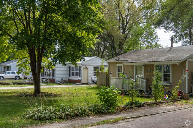Cityview has lush greenery throughout the entire neighborhood.